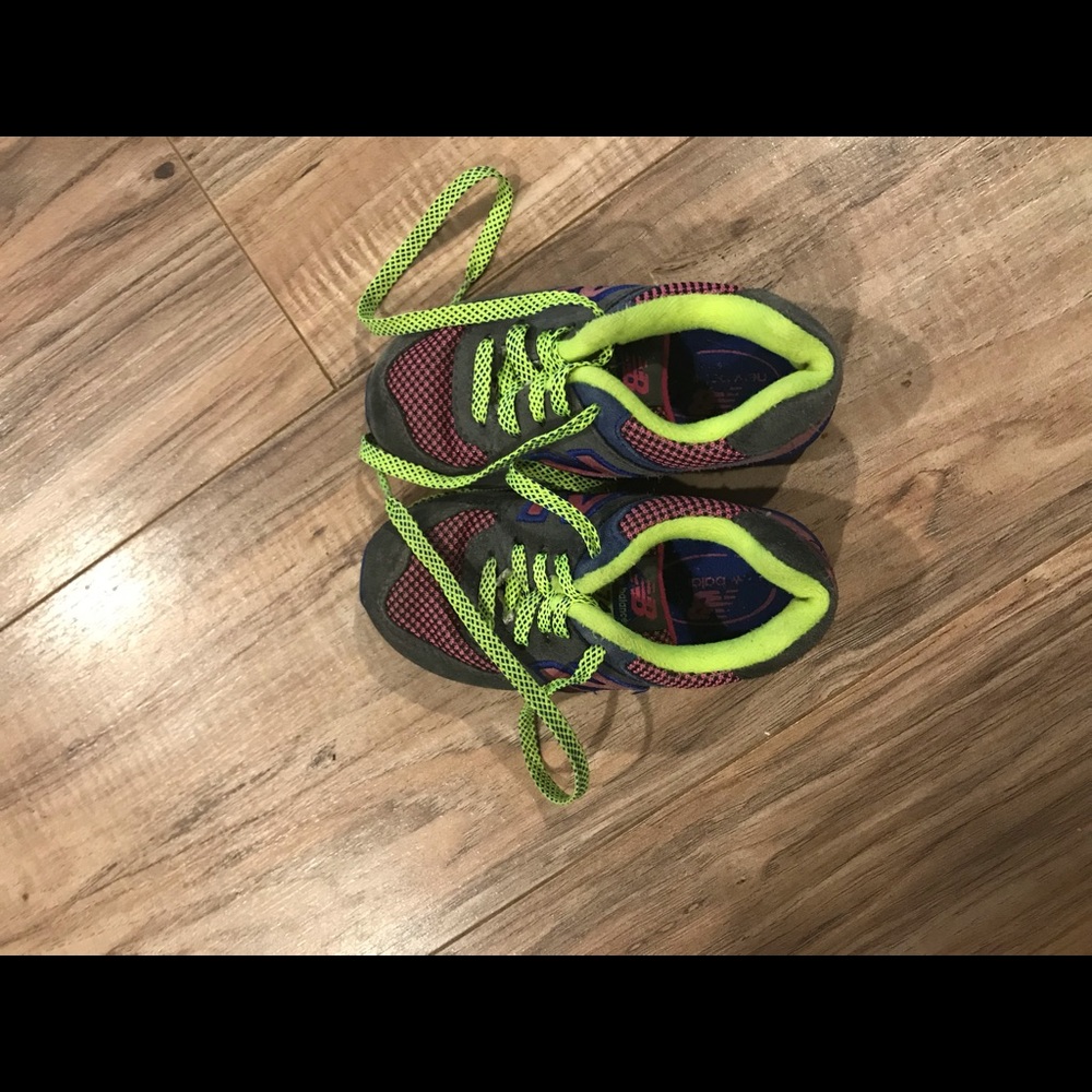 New balance girls shoes